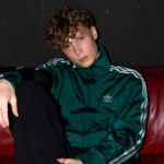 Jacob Elias Zeit zurück