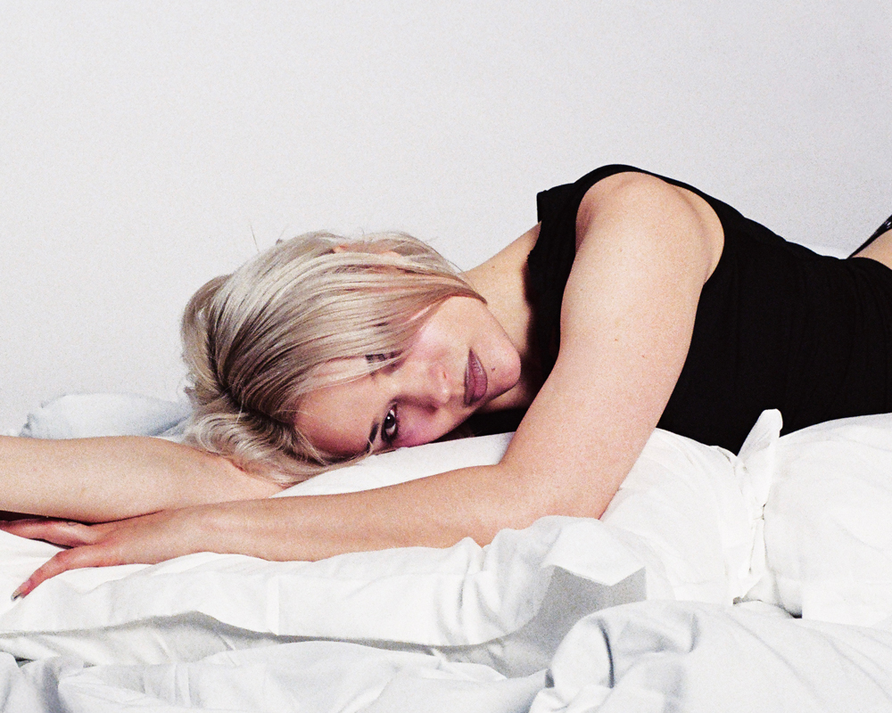 Lolo Zouaï Reverie Album