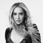 Lainey Wilson Can't Sit Still