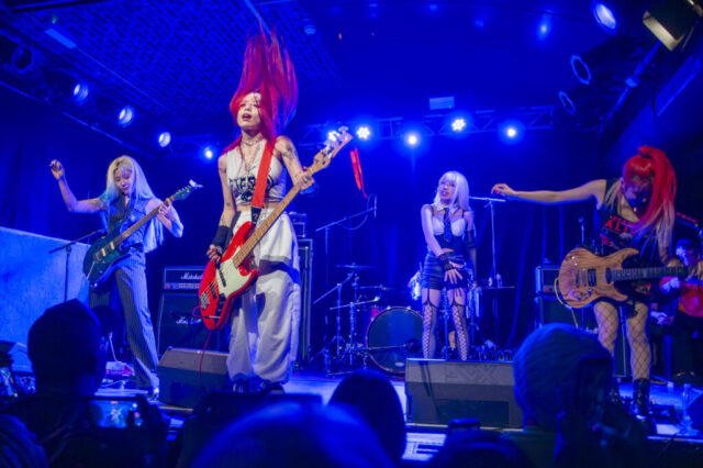 Copyright by Jan Bonk