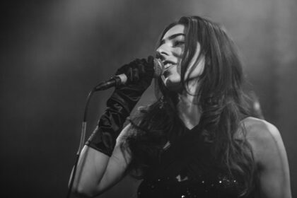 Izzy Escobar in Köln Fotos