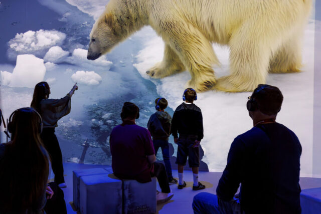 Photo_Polar_Experience_360__-Raum_Credit_Christoph_Buckstegen__5_