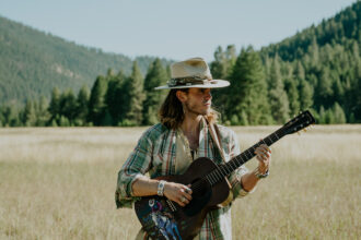 KALEO Way Down We Go Tour