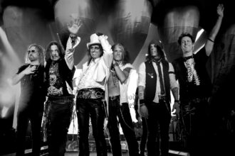 Hollywood Vampires Ace Of Spades