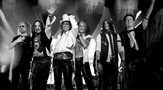 Hollywood Vampires Ace Of Spades
