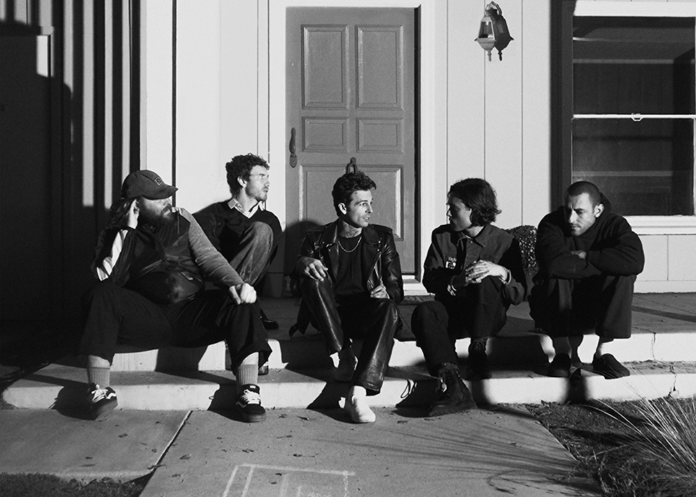 The Neighbourhood The Wourld Tour