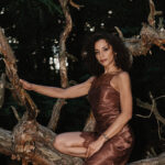 Nadja Benaissa orangeblau Tour 2027